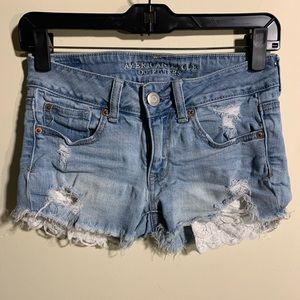 Jean Shorts With Lace Pocket